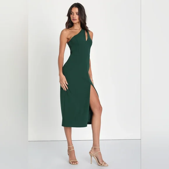 green emerald velvet dress Lady Black Tie - Leanne Midi Dress - Emerald Green main image 0